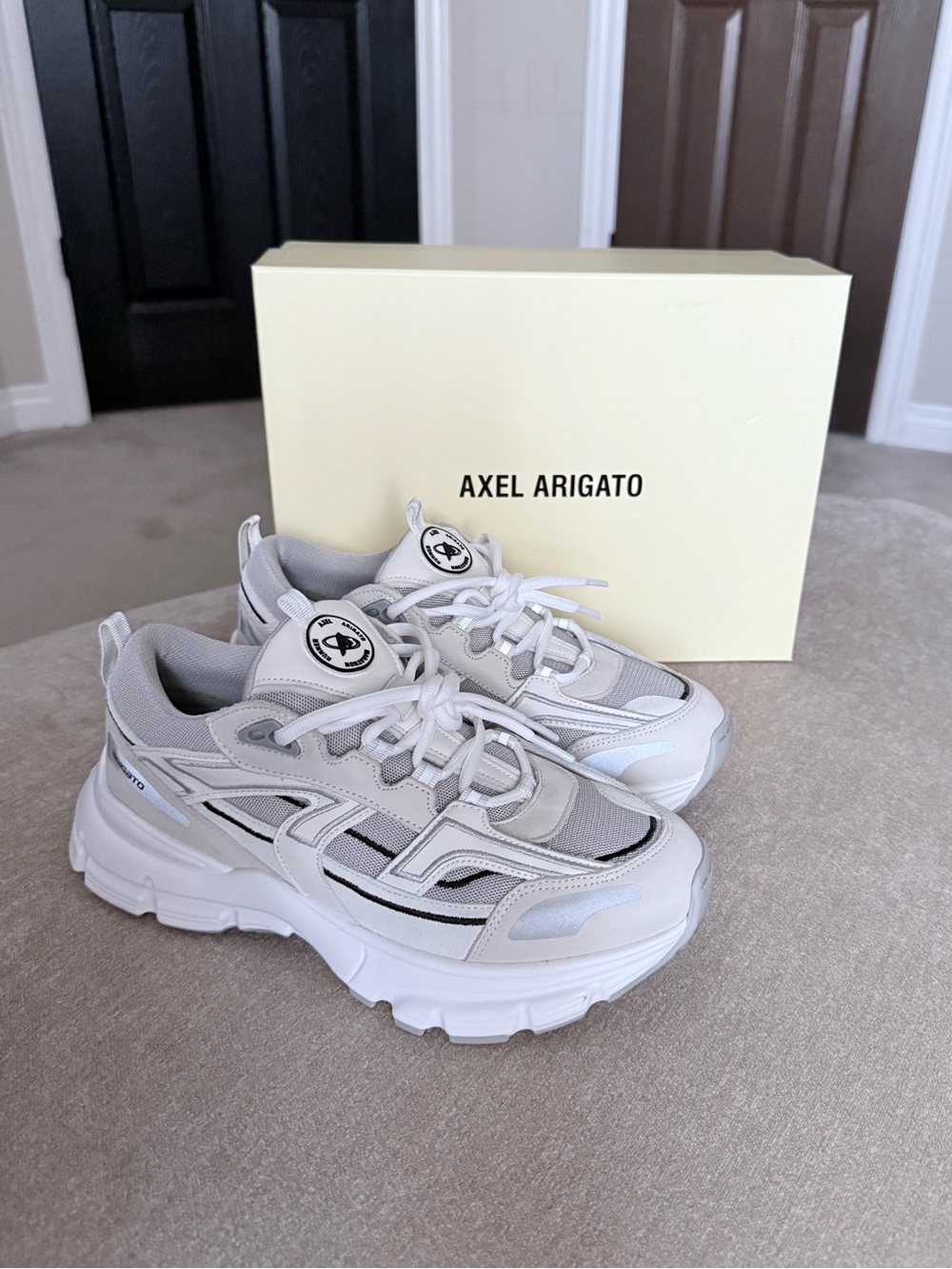 Axel Arigato Sneakers